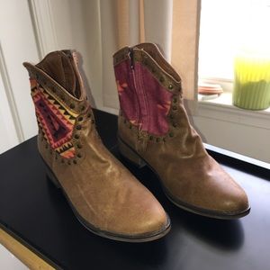Ankle Boots Western Style
